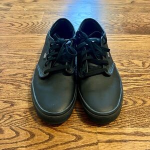Men’s Vans Skate Chukka Low Black Leather Sneakers Size 10